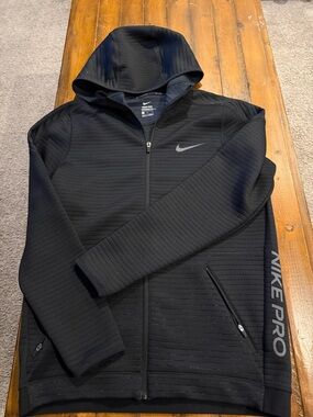 Nike Black Hooded Performance Full-Zip Jacket